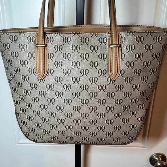 Pretty NINE WEST Beige/Brown Signature Print Floral Tote NICE!! - Picture 8 of 13